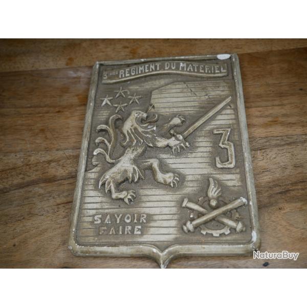 Blason en pl�tre du 3�me r�giment du mat�riel