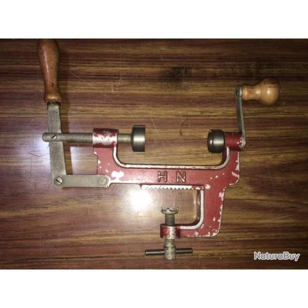 SERTISSEUR CAL 16 N�24