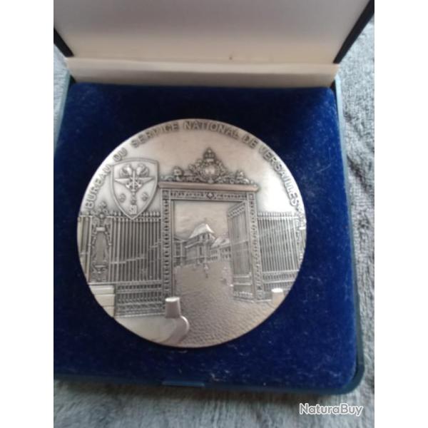 M�daille " bureau du service national de Versailles"