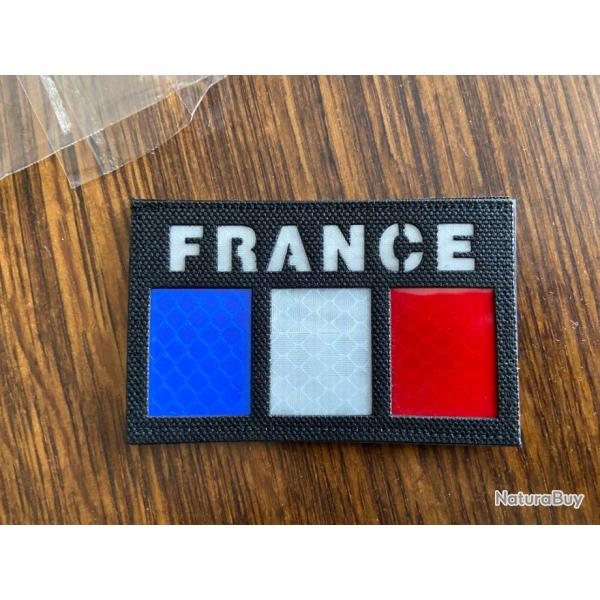 CUSSON PATCH DRAPEAU FRANCE RECTANGLE RFLCHISSANT BLEU / BLANC / ROUGE - VELCRO