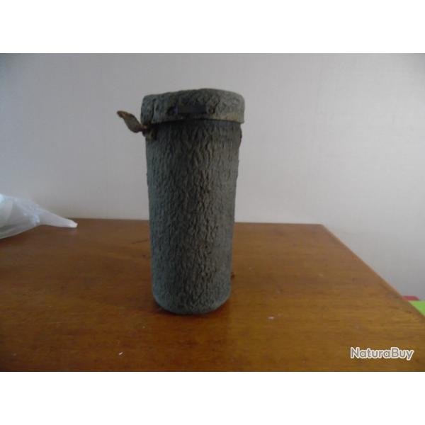 MASQUE A GAZ FRANCAIS 2�me GUERRE BOITE EN CARTON BOUILLI