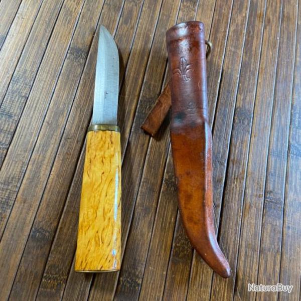 ANCIEN COUTEAU DE CHASSE PUUKKO FLEUR DE LYS EMBL�ME DE LA FAMILLE ROYA LAPON SAAMI LOUPE DE BOULOT