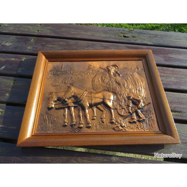 Bas-Relief en cuivre repouss  dcors champtre reprsentant une scne paysanne - FRANCE(Vers 1960)
