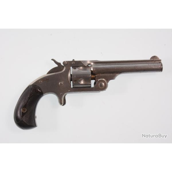 Revolver Smith et Wesson 1 1/2 calibre 32 en coffret cat�gorie D vente libre.
