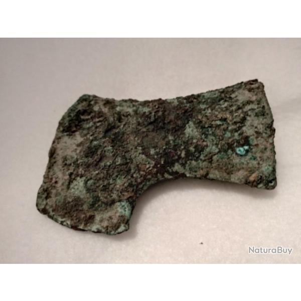 TETE DE HACHE ANTIQUE DU LURISTAN 2EME SIECLE APRES JESUS CHRIST