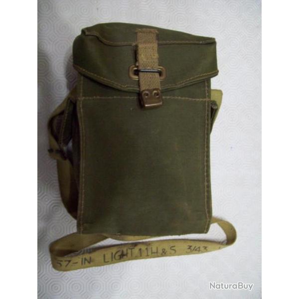 militaria ww2 tui masque a gaz vide anglais dat 1943  WW2