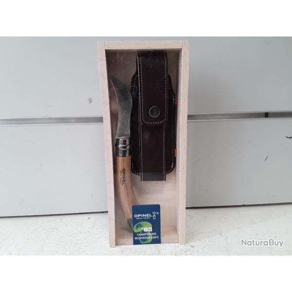 10618 PACK SERPETTE OPINEL N�8 + ETUI DANS BOITE BOIS VITRINE NEUF