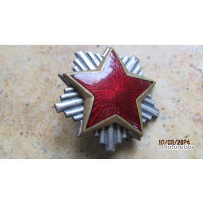 Insignes du club de football yougoslave : Étoile rouge, Partizan, Dinamo, Hajduk - France