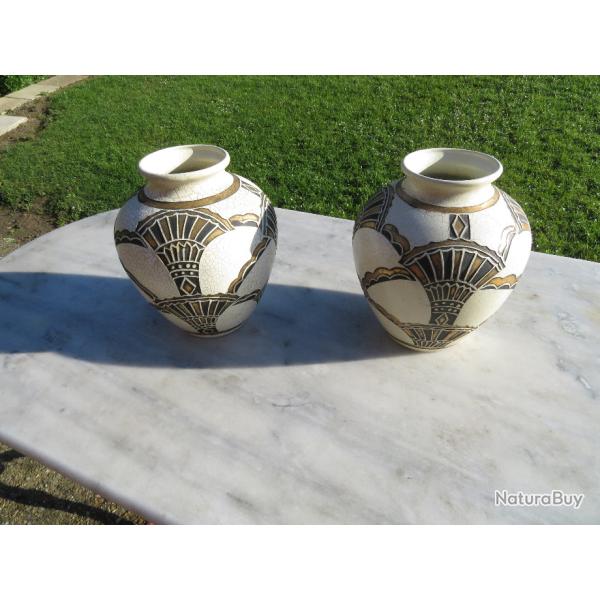 VINTAGE - Ancienne paire de Vase boule Art D�co en c�ramique craquel� � d�cor de palmettes (XX�)