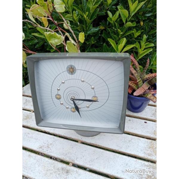 Pendule ORTF d'origine 1964 en bak�lite