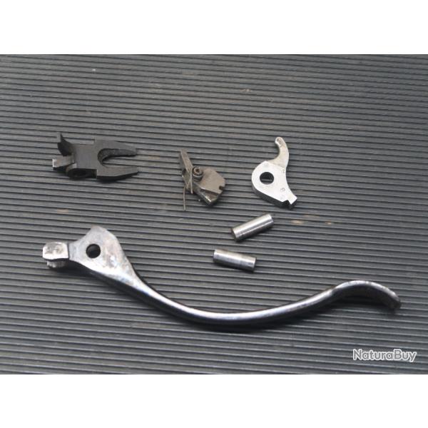 Lot pieces Greener / Martini Henri ?? REF 93/2023