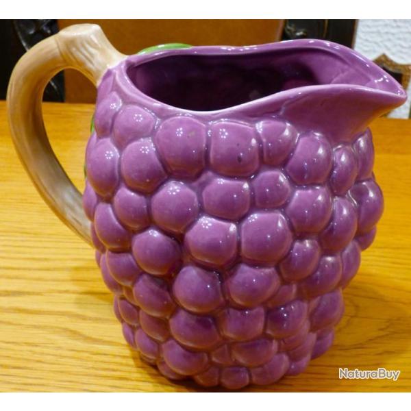 SUPERBE VIEUX PICHET- FORME GRAPPE DE RAISIN - POUR COLLECTION OBJETS DIVERS + FONCTION BOISSONS-