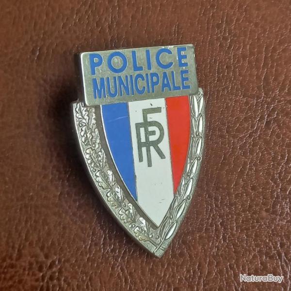 ancien insigne police municipale sign� R.RUBIN