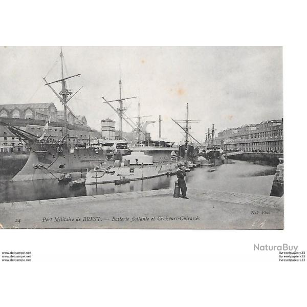 CPA (29) Port militaire de Brest - Batterie flottante et Croiseurs Cuirass�s