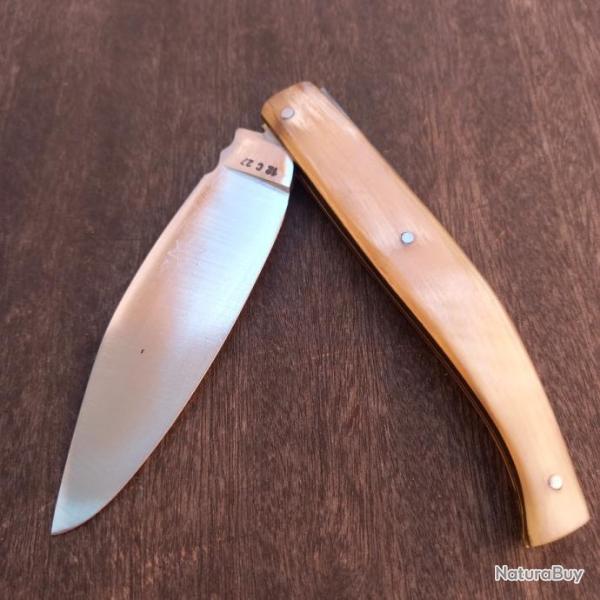 Couteau R�gional Le SAINT AMANS Manche en Corne