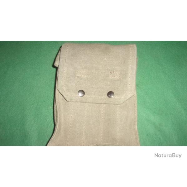 Porte chargeur toile Mat 49 n�2