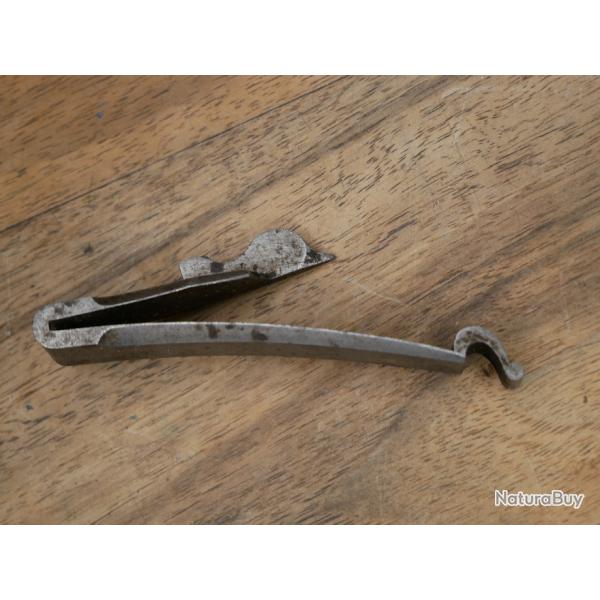 Ressort de chien de fusil r�glementaire fran�ais (silex et percussion) neuf d'arsenal, jamais mont�