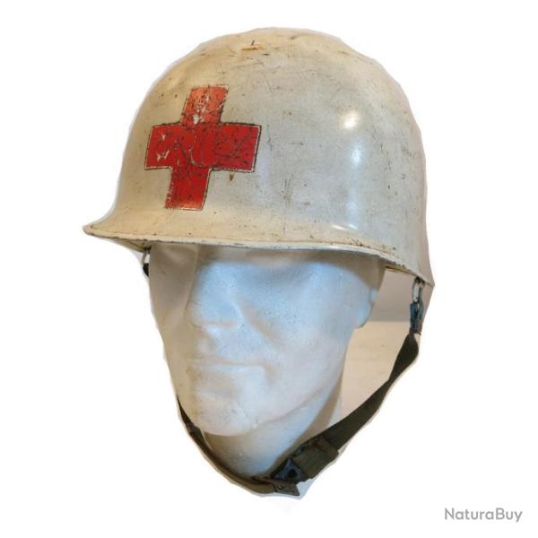 Casque US infirmier Army original guerre du Vietnam R�f. 123