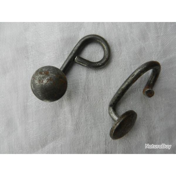 paire de crochets fer pour brelage militaire fran�ais MAS 36