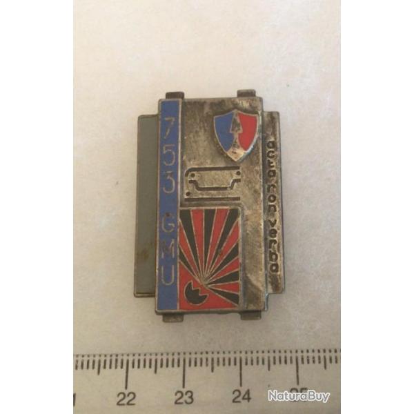 FRANCE MAT�RIEL Insigne  753� G.M.U.  Groupement de Munitions (Attache ressoud�e)