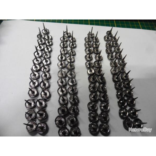 Lot de 100 anciens clous � facettes pour sabots - Chaussures - bottes et brodequins