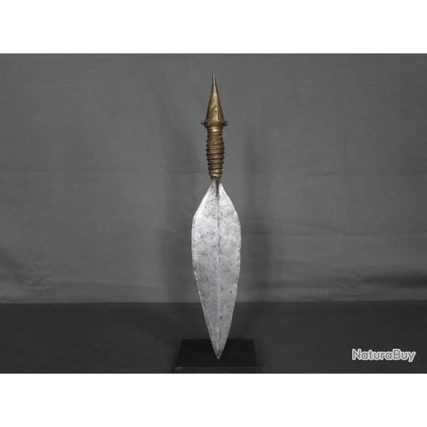 Un rare glaive � lame feuille de saule - Kota/Fang, Gabon, d�but 20�me si�cle (2)
