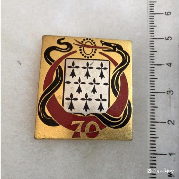 FRANCE SERVICE DE SANT� DES ARM�ES - insigne Element Sant� N� 70 (20� D.I. Guerre d'Alg�rie)