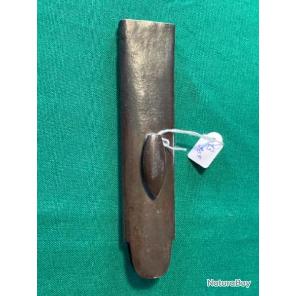 CHAPE DE FOURREAU CUIR EN FER   19 �ME N� 13