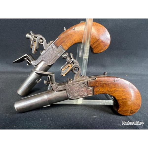 PAIRE PISTOLETS A SILEX A BALLE FORCEE cal 8mm