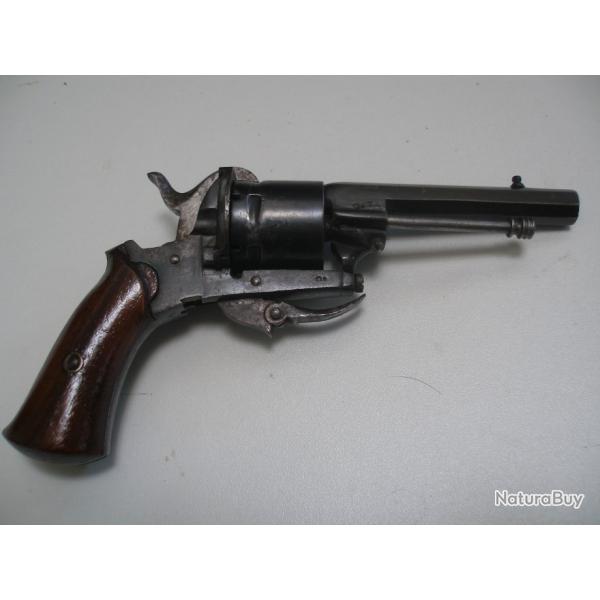 Revolver 7 mm � broche genre Lefaucheux