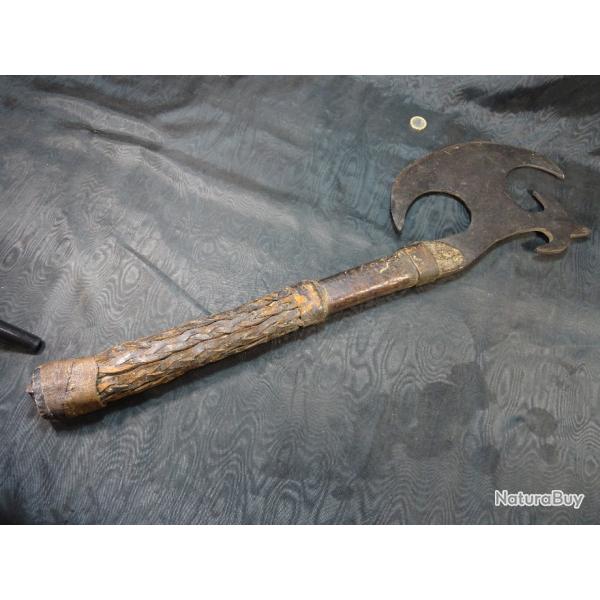 hache  moyen �ge �poque Violet le Duc ?