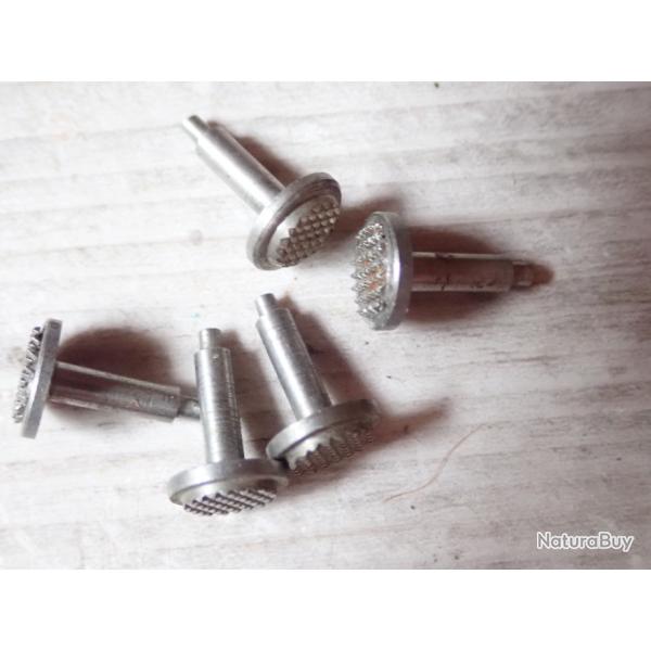 Pi�ce N� 40 pour parabellum suisse 1900/06 ou 06/29. Bouton de magasin, chargeur (Mod�le 2/3)