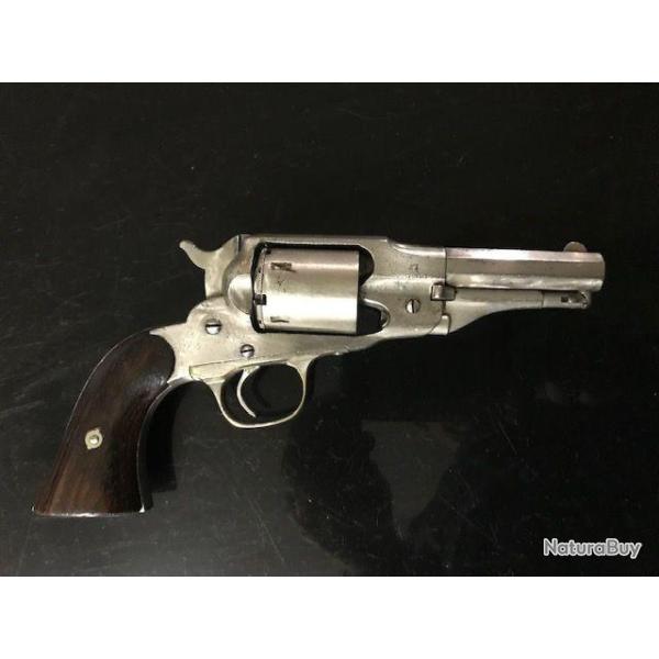 Tr�s beau remington � percussion annulaire   police RARE