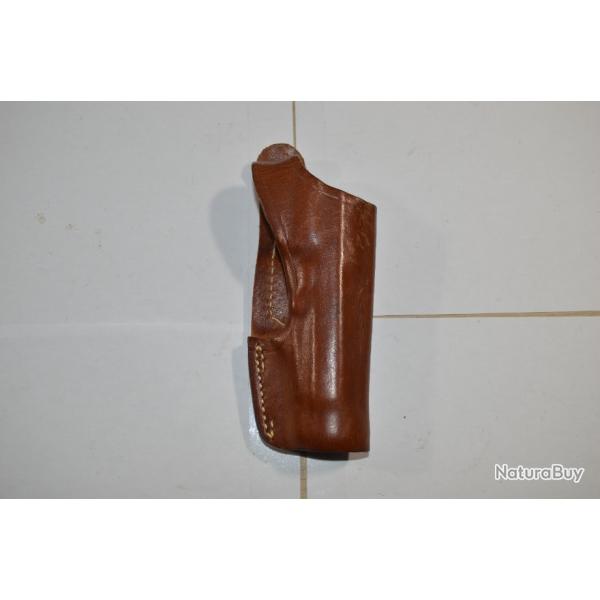 Holster / Etuis pour Pistolet / Revolver  Beretta M-81 88/21  USA FRANCE   restaurer   (22)