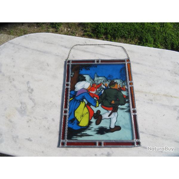 Ancien grand panneau, cadre vitrail d�coratif repr�sentant une sc�ne villageoise Flamande (XX�)