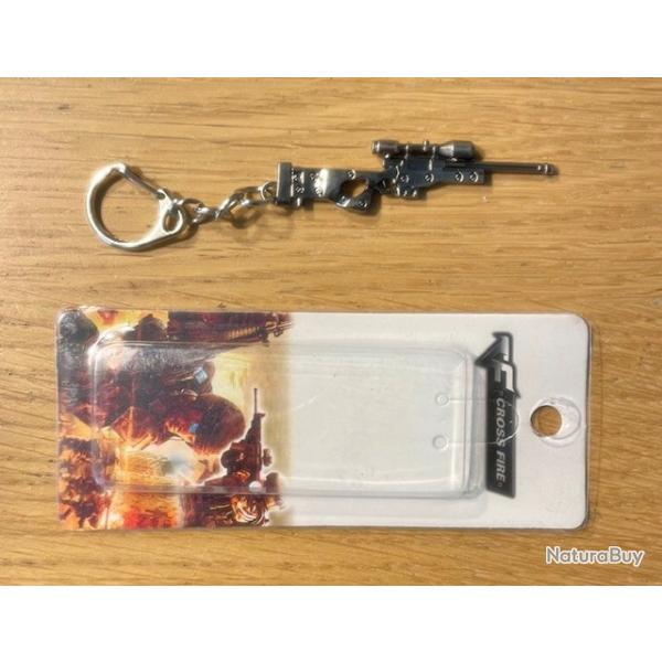 Porte-cl�s avec forme de fusil (6cm) avec lunette NEUF