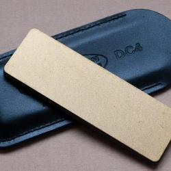 Fallkniven DC4 Pierre &agrave; aiguiser de poche en c&eacute;ramique double face