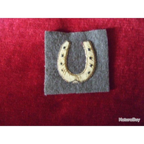 Ecusson de bras de Ma�tre Mar�chal-ferrant .(  collection ). .