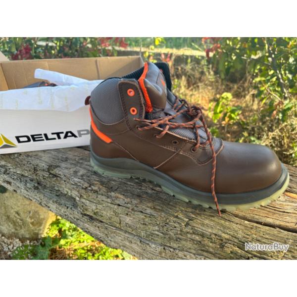 Chaussures de s�curit� DELTAPLUSTaille 46