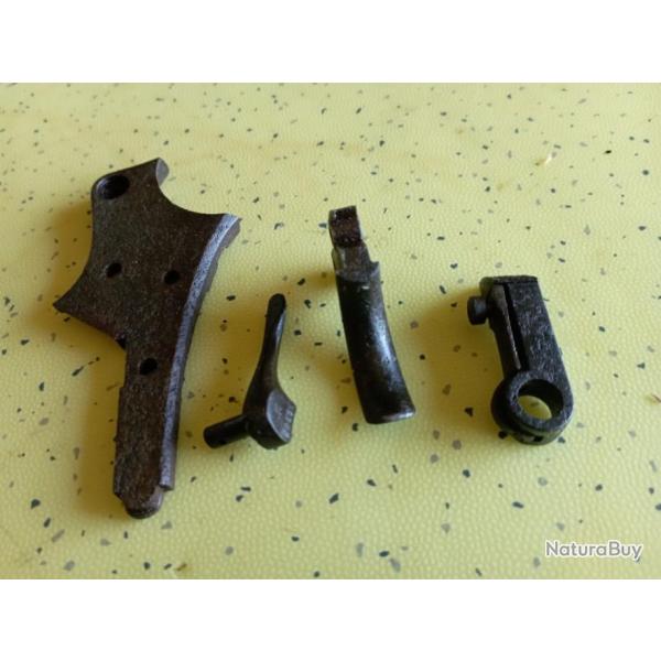 Ensemble de pi�ces de revolver 1873