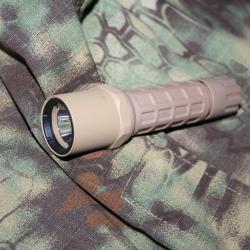 Lampe Tactique G2 Type T6 - TAN - 500 lumens