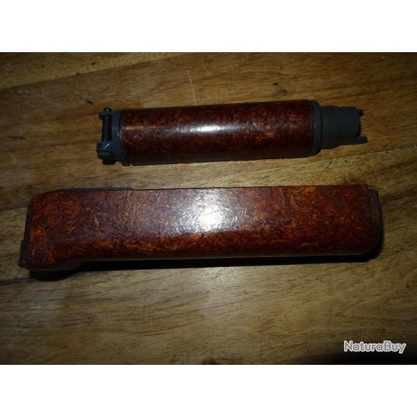 Garde main et f�t de VZ58 en Bakelite ensemble complet