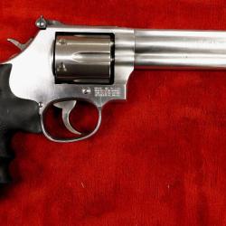 REVOLVER SMITH & WESSON 686 CAL.357
