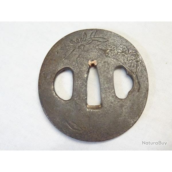 J128- lot tsuba en fer de katana , wakisachi   , sabre  japonais