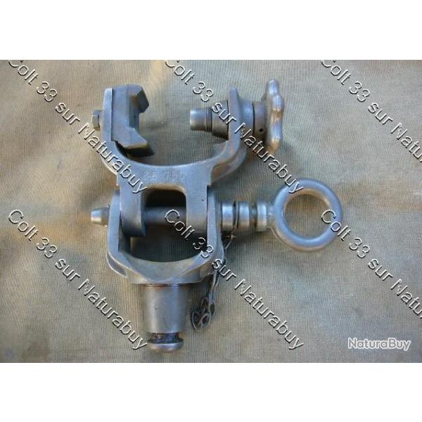 Chapes support adaptateur AA52 sur support lat�ral M53 post Us ww2 Jeep Willys ford M201 Dodge