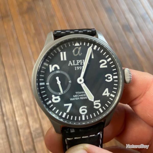 MONTRE ALPHA 1993 PILOTE TITANIUM MECHANIQUE