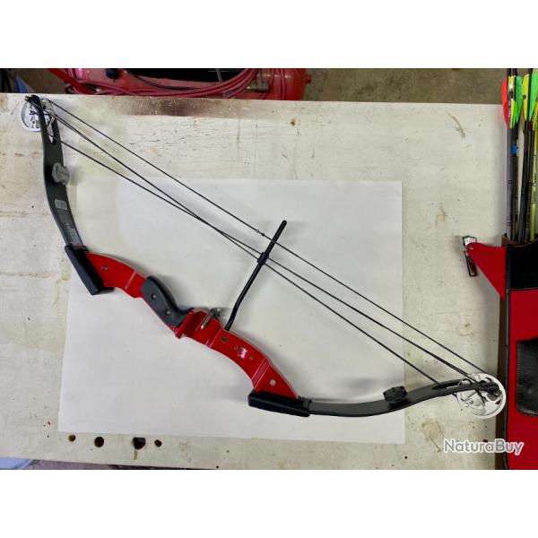 Arc � poulie compound avec housse et autres accessoires