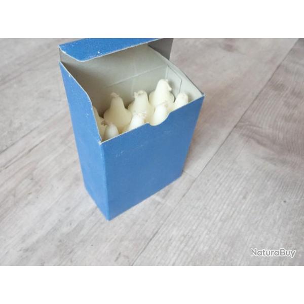 Bo�te de 8 bougies d'ordonnance Suisse pour lanterne, lampe Monjardet. Trousse secours