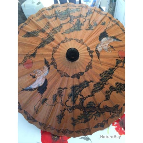 Ombrelle Chinoise en bambou et papier huil� diam�tre 80 cms article neuf jamais utilis�