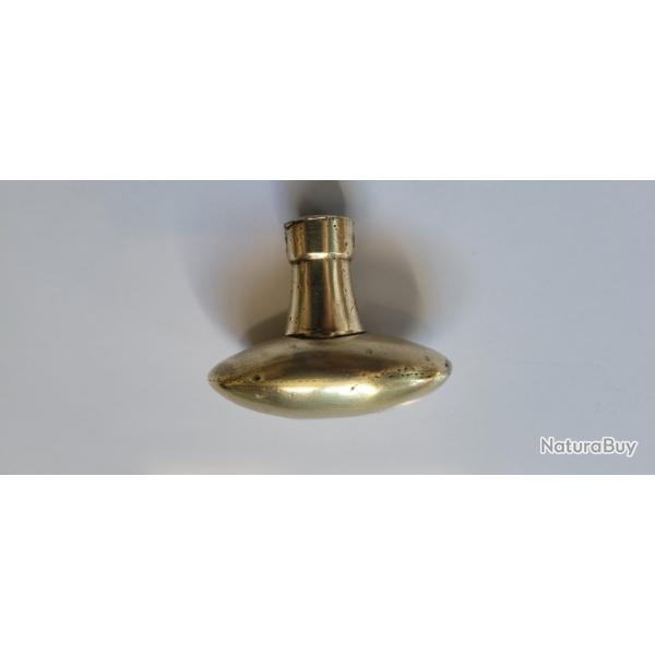 ANCIENNE POIGNEE DE PORTE EN LAITON FORME OVALE
